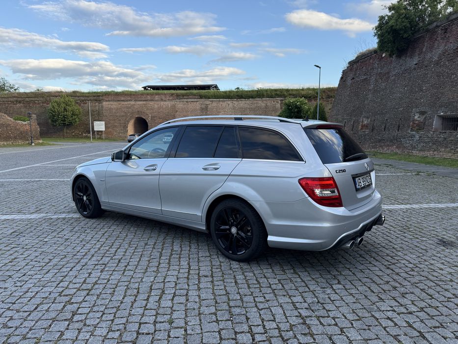 Mercedes-Benz C 250 CDI 4MATIC Avantgarde – Automat – 204 CP – 4x4