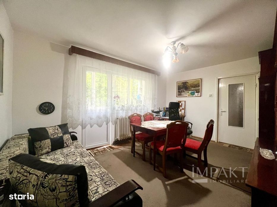 Apartament cu 3 camere, etaj intermediar in Gheorgheni
