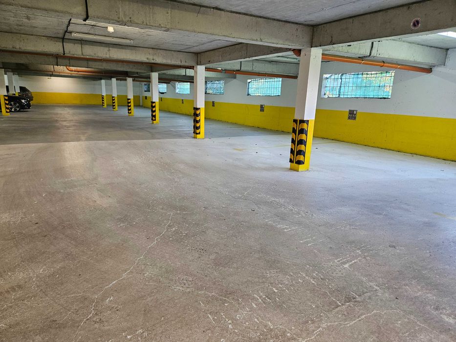 Закрити паркоместа под наем гр. Варна жк. Възраждане III