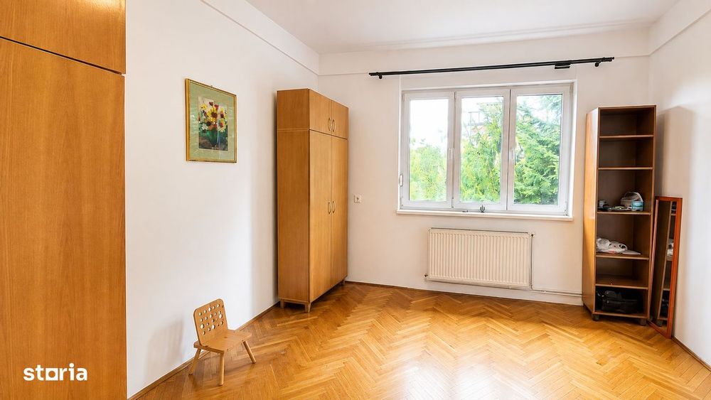 De închiriat apartament cu 3 camere pe str. Republicii — fotografia 3