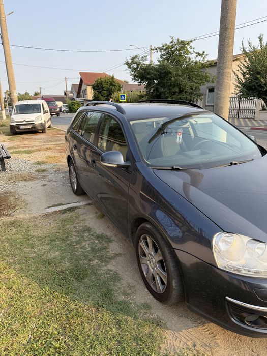 Vand VW GOLF 5 (PRETUL ESTE DE 2.200 NU 3000)