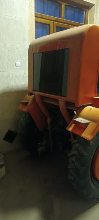 Traktor Chimgan 260