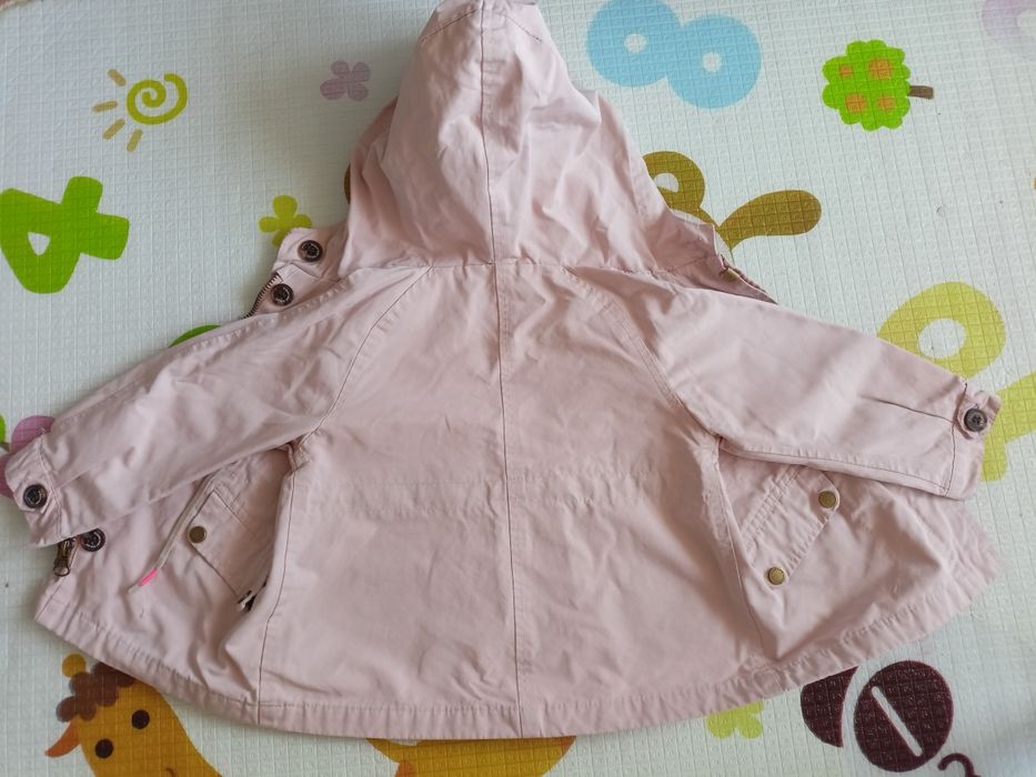 Zara бебешко преходно якенце