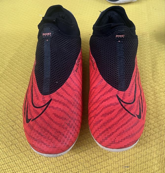 Бутонки Nike Ghost Lace 41 номер