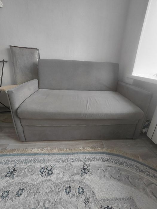 Продается Мини диван