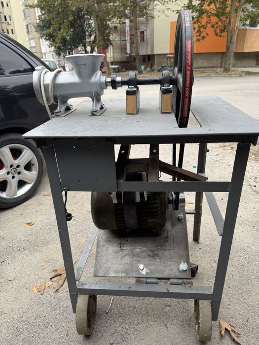 Монофазна месомелачка 32 номер