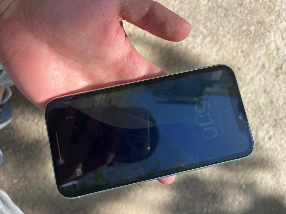 Айфон 11 64gb.   .