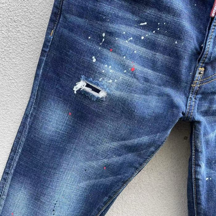 Blugi Dsquared colecti noua