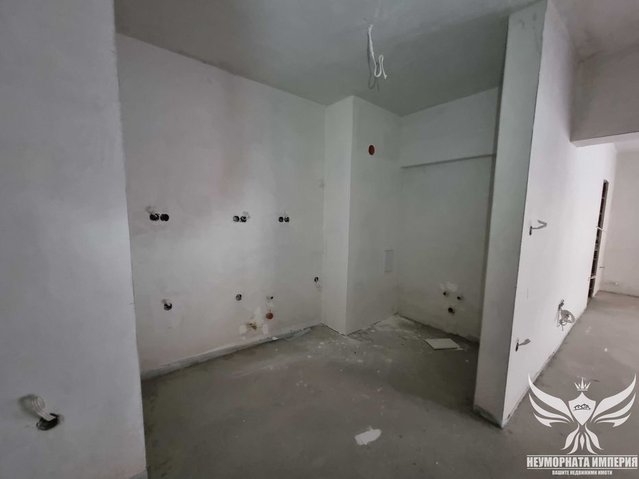 Топ център - модерен, двустаен 102кв.м. 5ет. в гр.Асеновград