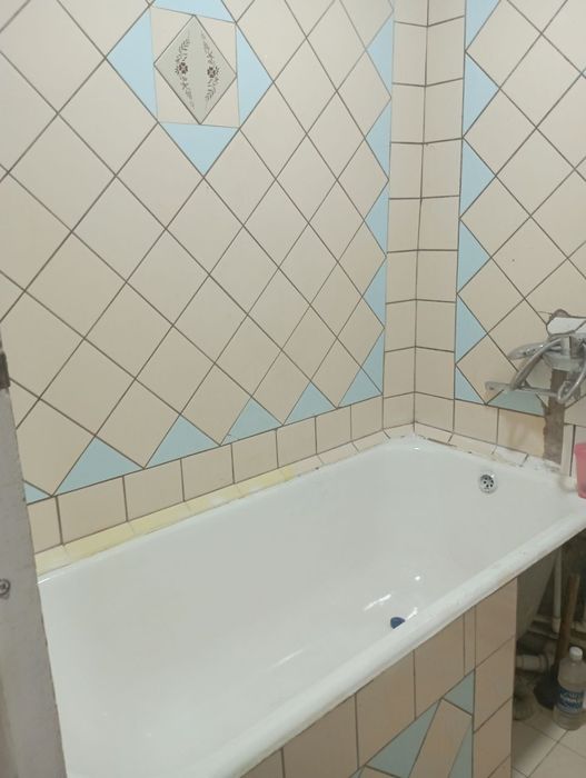 Tinchlik metro yaqinida uy ijaraga beriladi