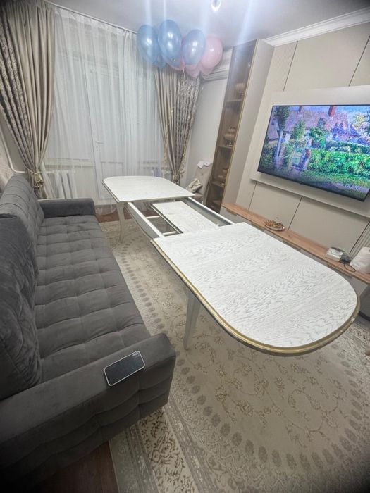 Большой Стол  гостинный