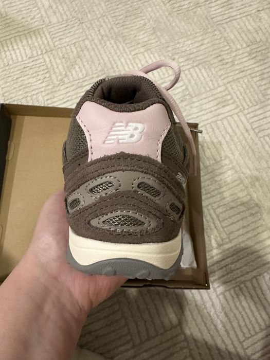 New balance 204L