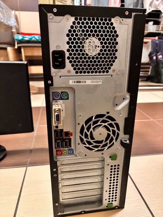 Monitor SAMSUNG,mouse,tastatură,unitate HP