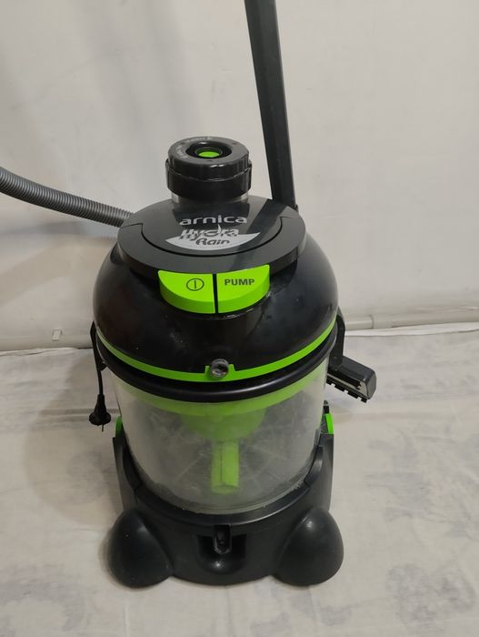 Пылисос Водяной .