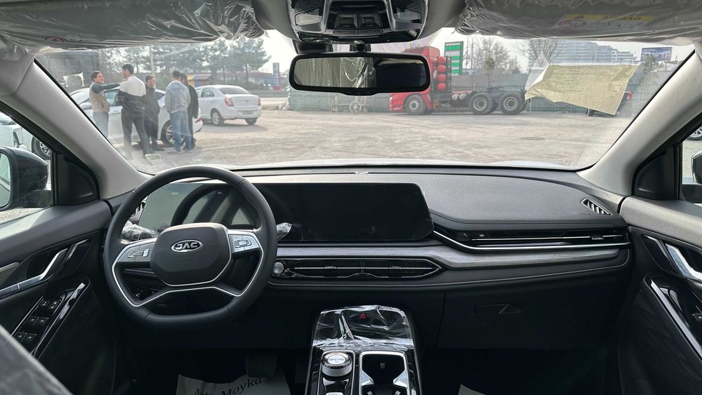 JAC JS6 1,5 Turbo Full 7300$ bilan xarid qiling!!!