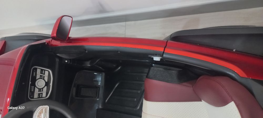 Электромобиль детский