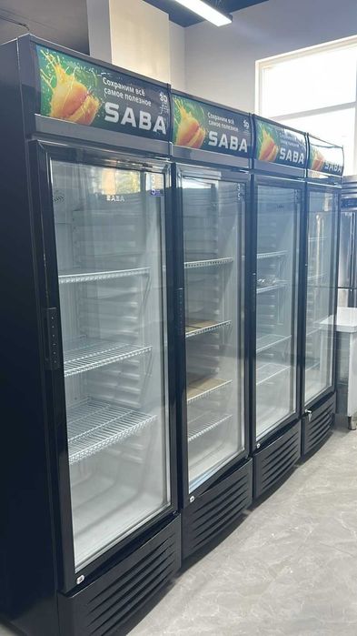 Новый Витринный холодильник
