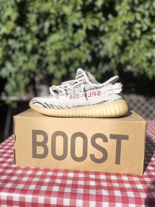 adidas Yeezy Boost 350 V2 Zebra