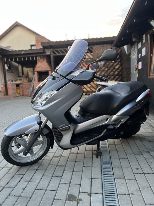 Yamaha X Max 125cc cat A1 - B
