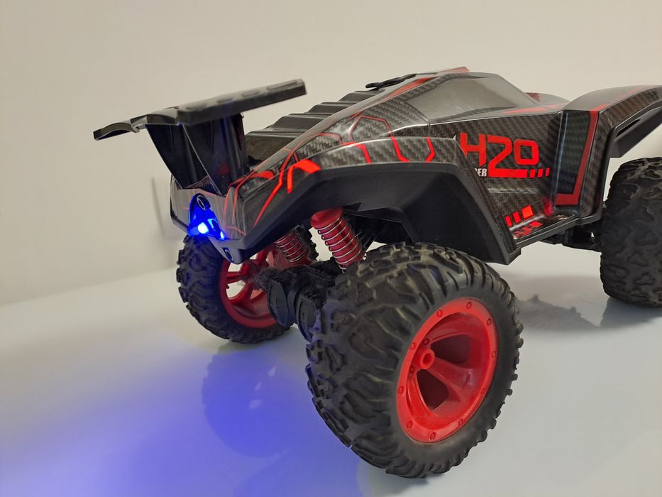 радиоуправляемая машина