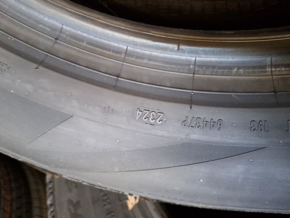 255 50 19 Pirelli DOT 2024 all season NOU 1 bucata