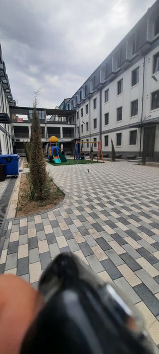 Zamona Qizgaldoq mahalla 72 kv 66000$