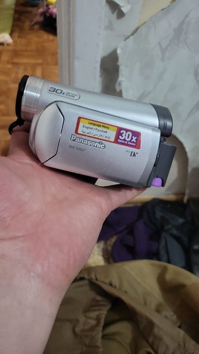 Продам видио камеру.