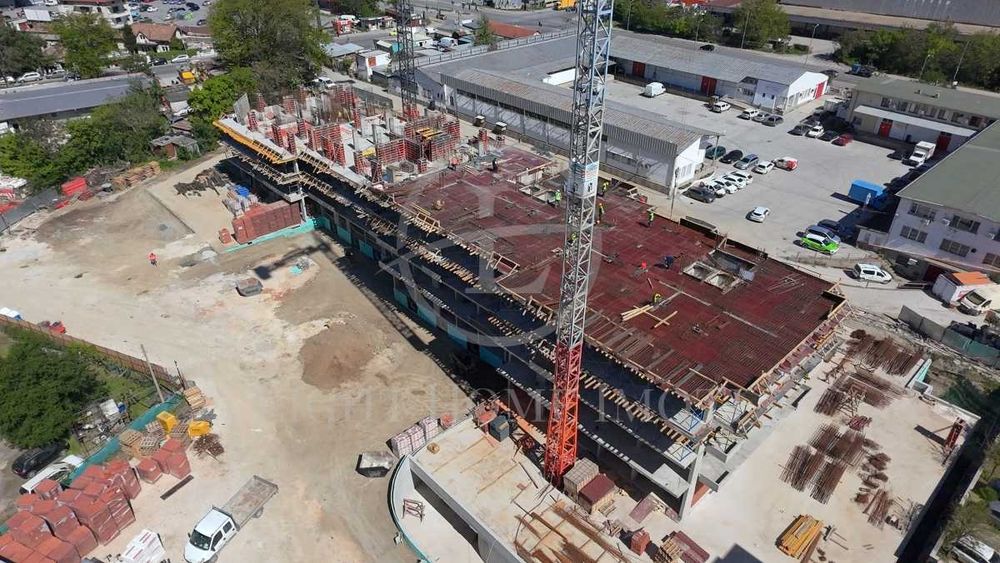 Продава се Двустаен апартамент в Пловдив, Гагарин - 78 кв.м за 1302 €/кв.м - Снимка #3