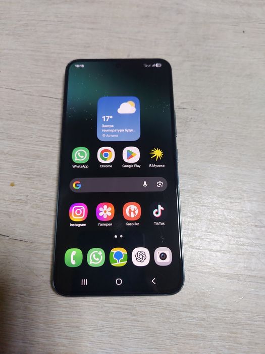 Продам Samsung Galaxy S22