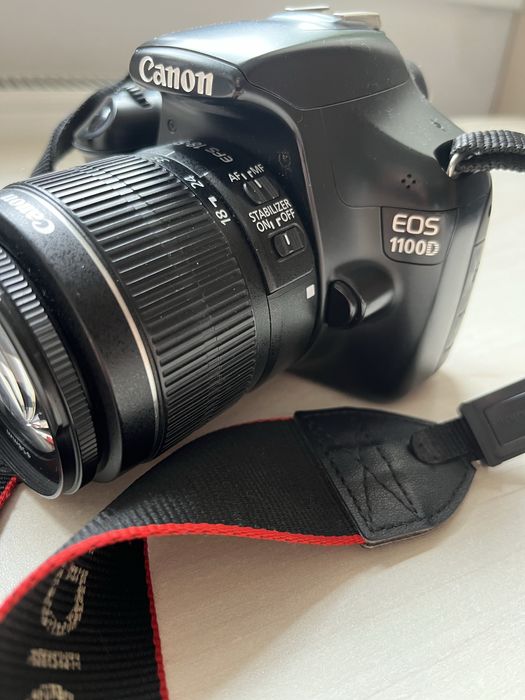 Canon EOS 1100 D