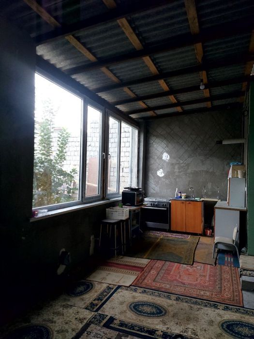 Продаётся участок 2 сотки4 комнаты в Барданкуле по цене 2× комнатной