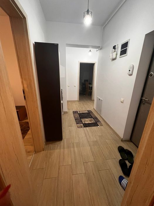 Inchiriez apartament 2 camere decomandat