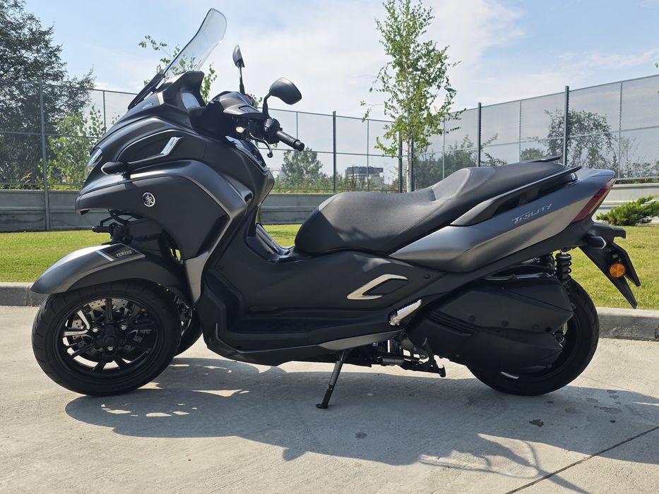 Yamaha Tricity 300, 2021,6000km ( nu Piaggio, nu Honda)