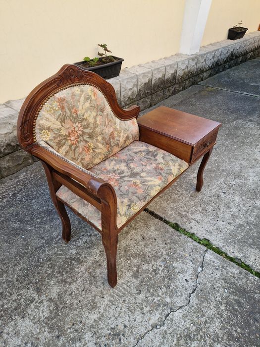 Прекрасна антикварна френска салонна барокова пейка