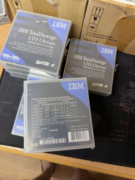 Casete de date server IBM  LTO Ultrium 4 800gb sigilate 7buc