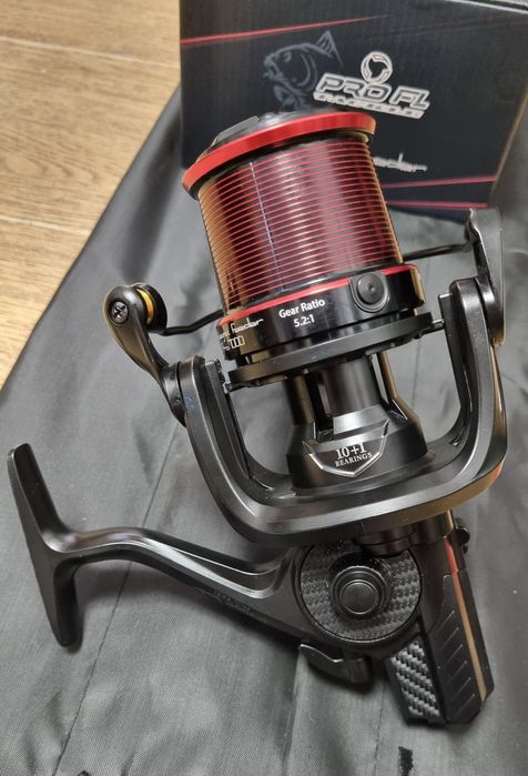 Feeder FL FLX DISTANCE 4.20m 60-180g + Mulineta PRO FL Strategist 7000