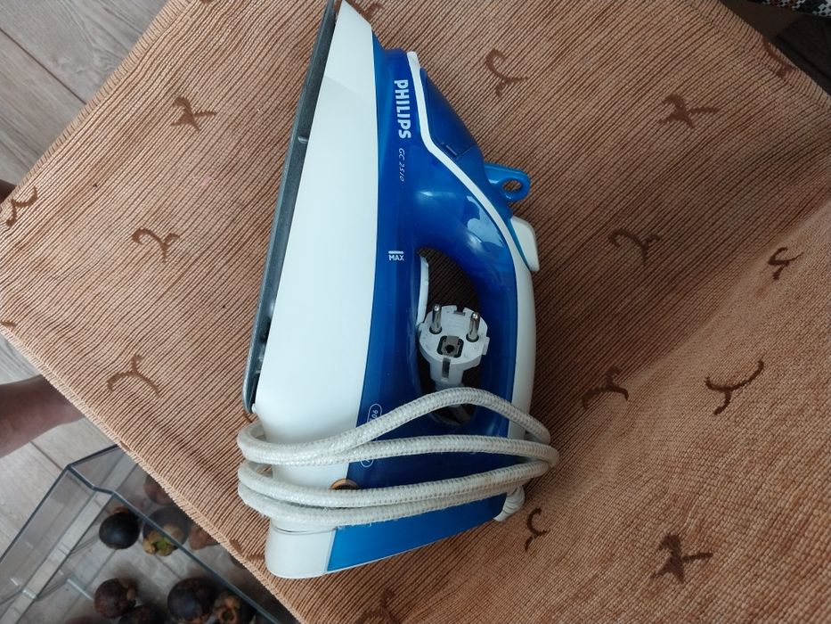 Утюг в хорошем состоянии