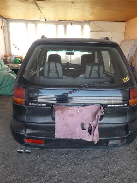 Митсубиси Спейс руннер