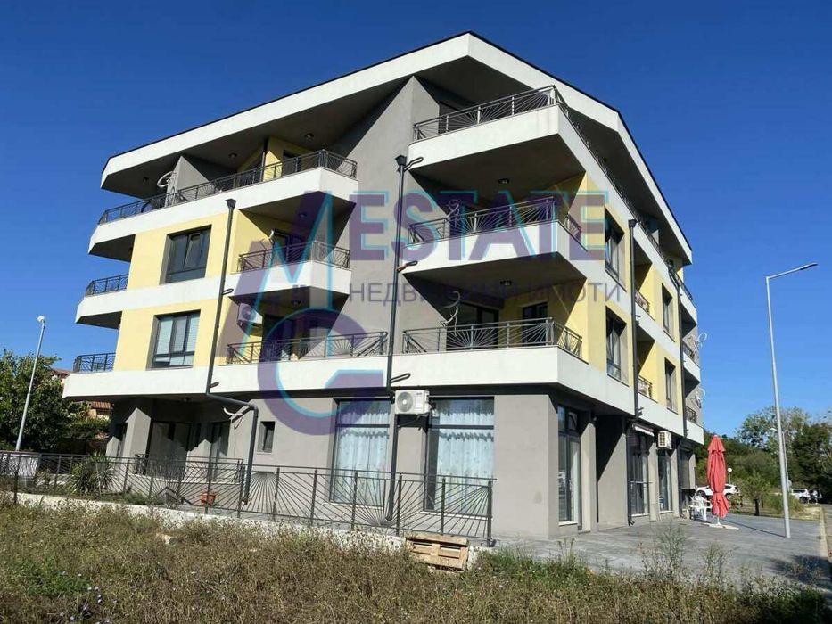 Продажба на 2-стаен в гр. Царево - 61m²