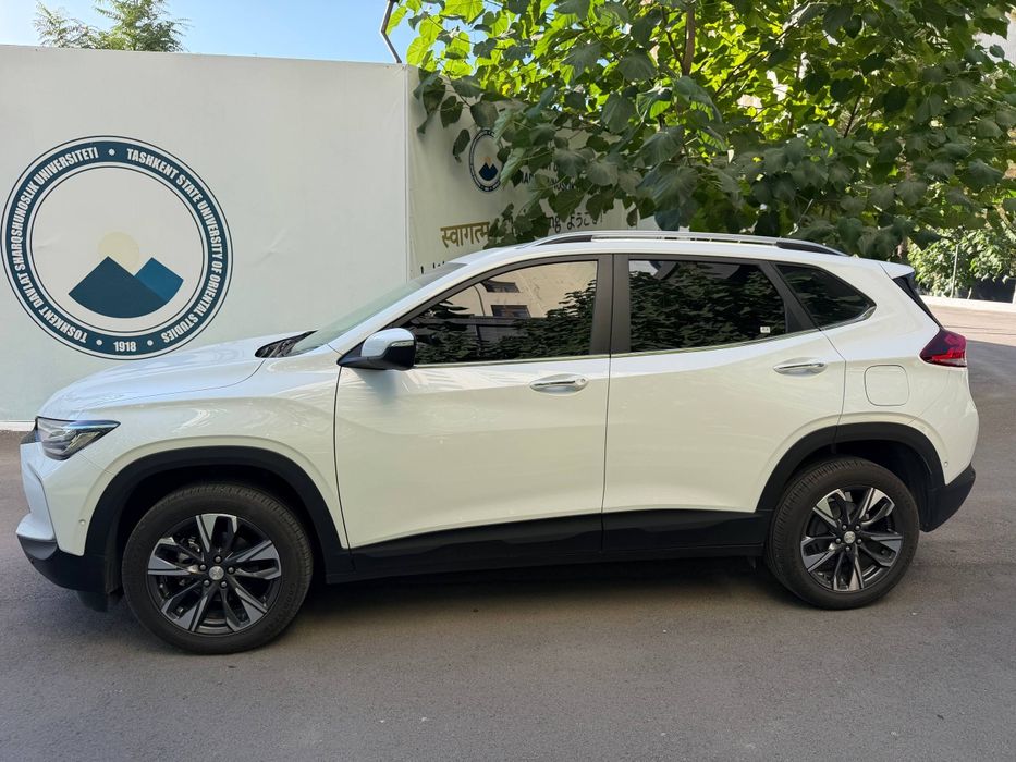 Tracker 2 premer 2023 sotiladi