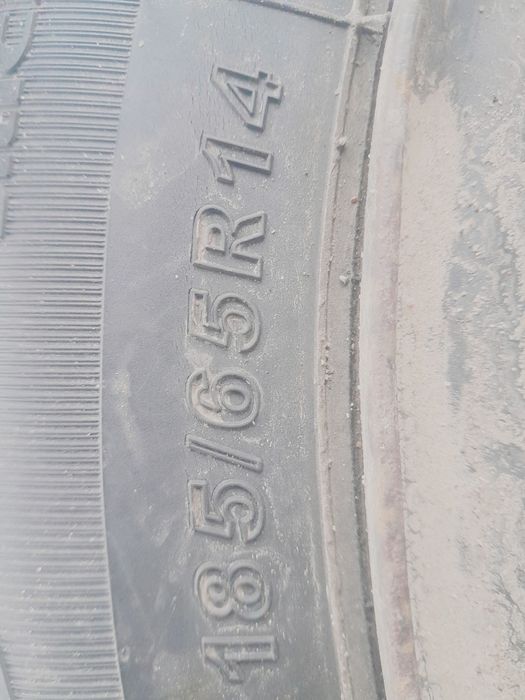 Продам покрышки с дисками