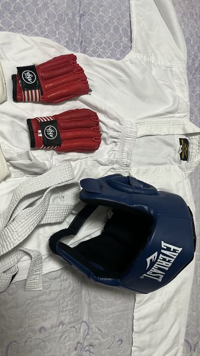 Костюм для тхэквондо