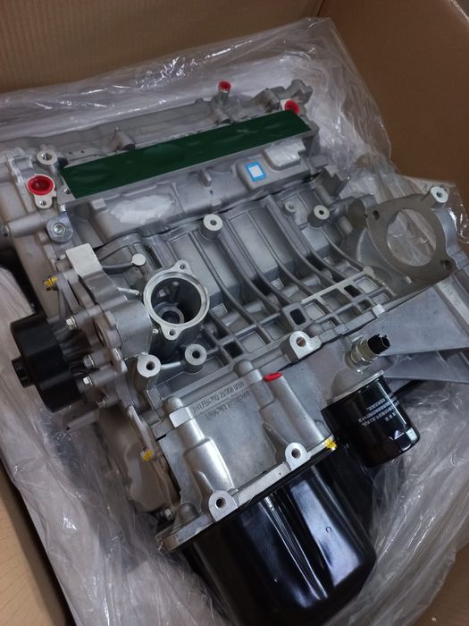 Продам машину  Лифан Х60 год2014