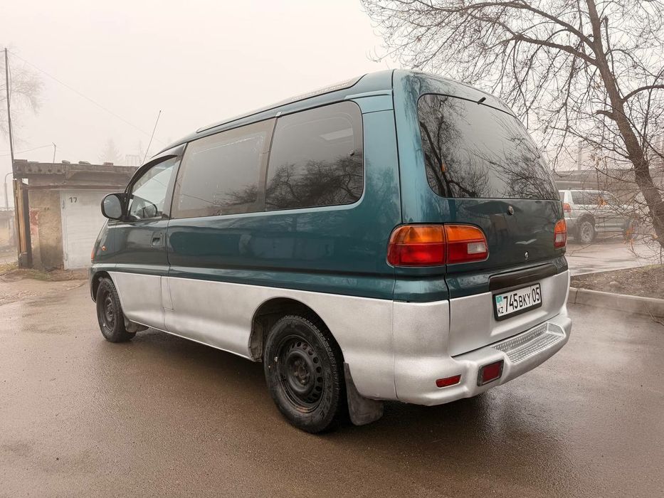 Митсубиси спейс гир