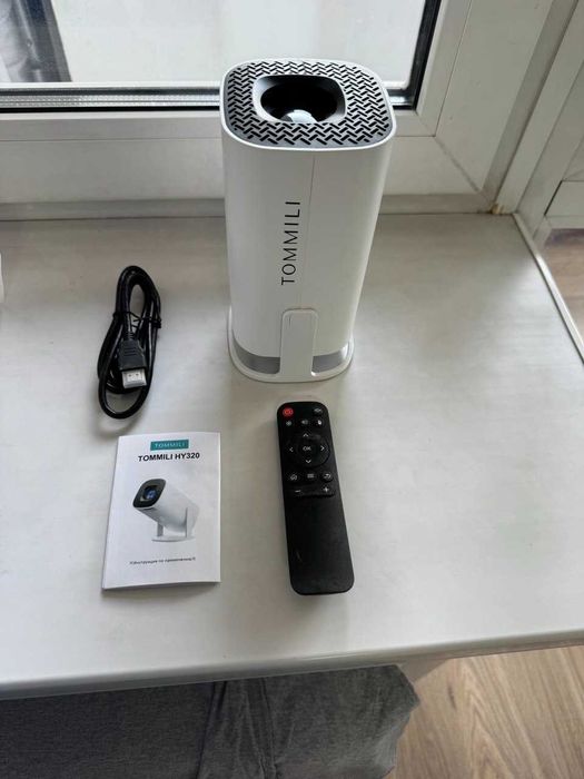 Проектор TOMMILI