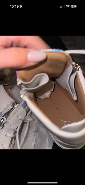 Tenesi, noi marimea 37