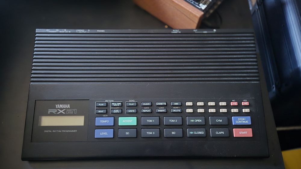 Boss Jam Station - sintetizator - drum machine
