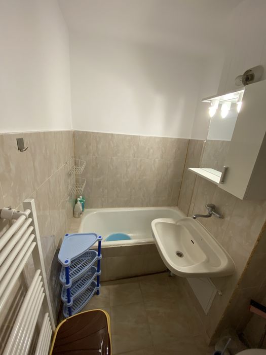 Garsoniera zona Diamant