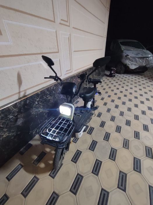 Продам скутер Х 7