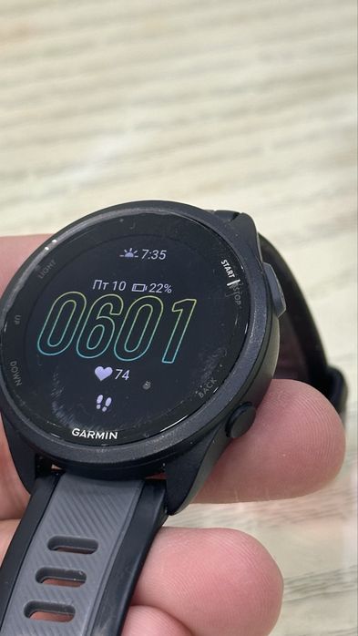 Garmin Forerunner 165 Music